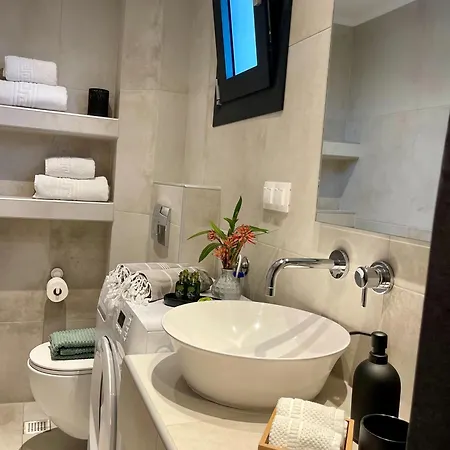 Epos & Luxury Paliouri